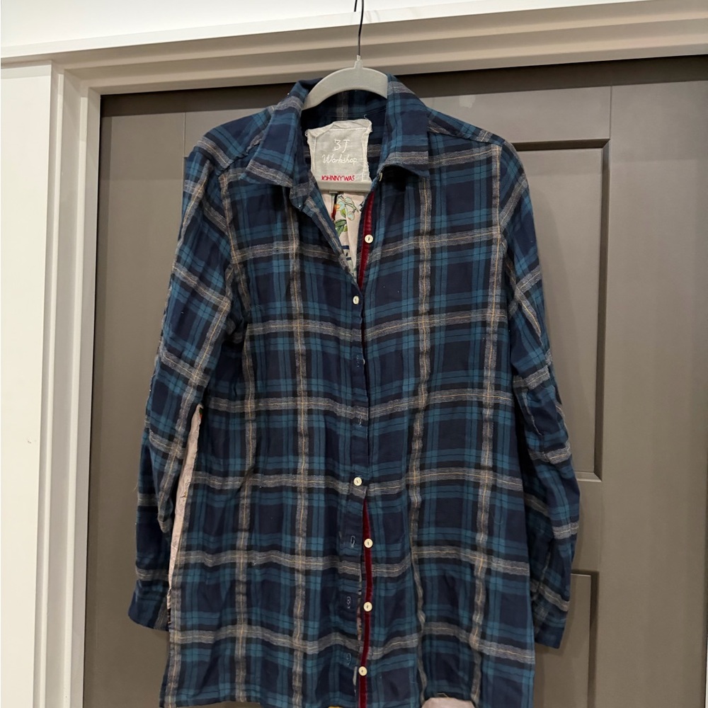 Johnny Blue Plaid Button-Up Shirt with Silky back- Size M